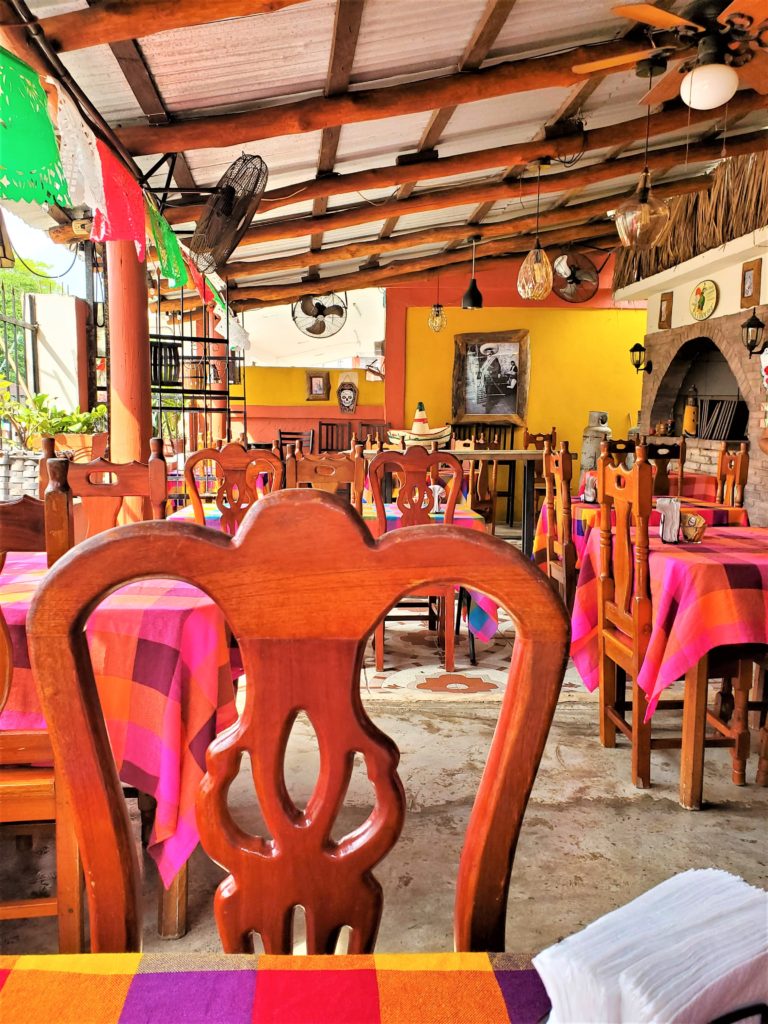 El Barril Restaurant